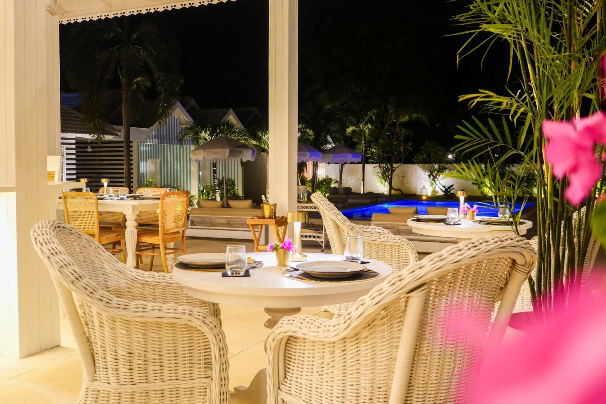 Ria Uluwatu, Tropical Chic Hotel Extérieur photo